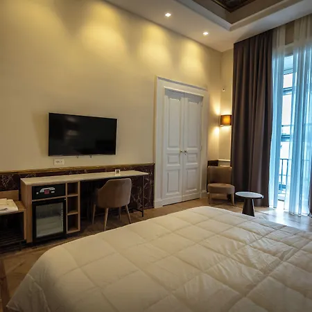 בית הארחה Antica Dimora Pessina 4*