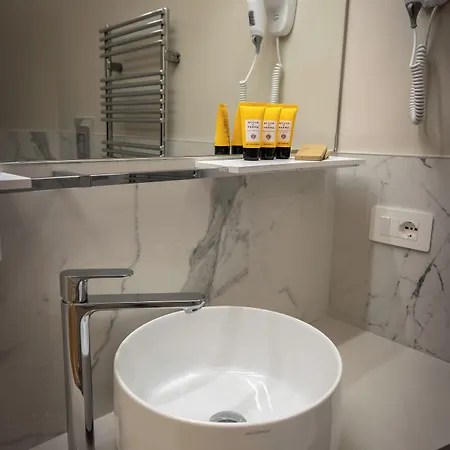 בית הארחה Antica Dimora Pessina 4*