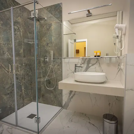 Antica Dimora Pessina 4*